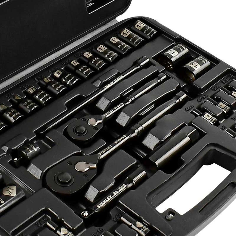 Juego de Herramientas Mecánicas STANLEY de Cromo Negro 37PZ